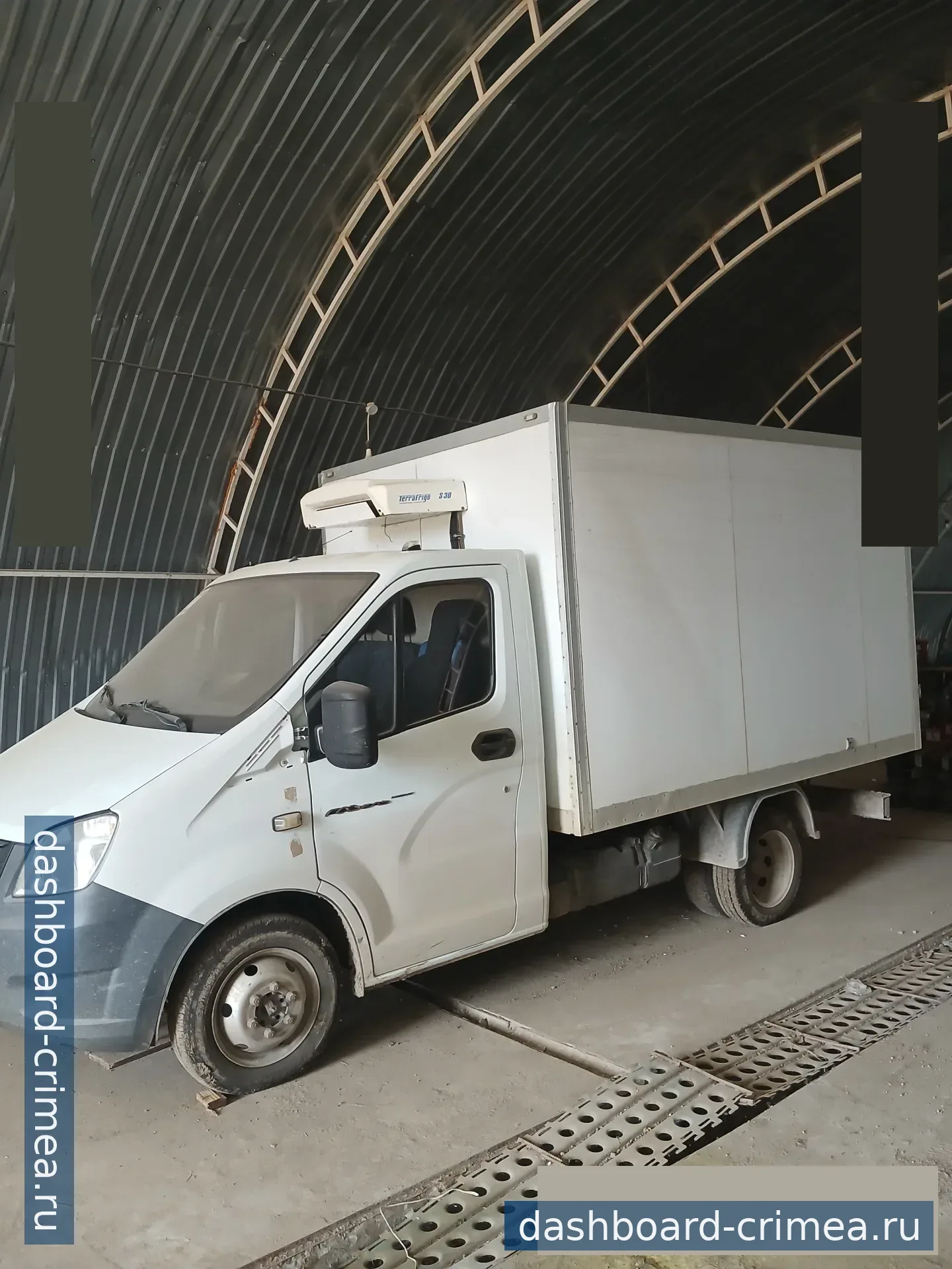 Продам автомобиль  ГАЗель Некст рефрижератор 2.8 — Грузовики и спецтехника — Найдёновка — фото 3